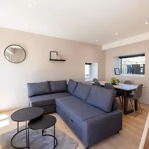 Joli T3 En Duplex Avec Terrasse #6 , Embrun Frankrijk