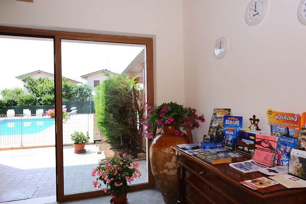 Villa Camporosso Colà 0*,  Italie